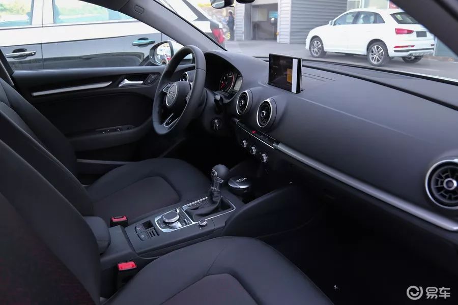 伴我同行 视频缩略图