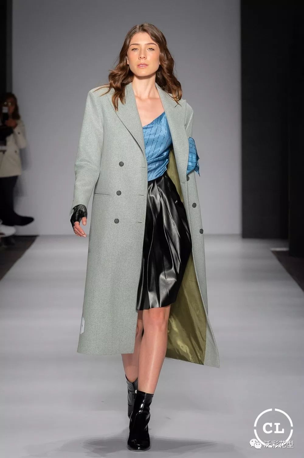 偶像先生 视频缩略图