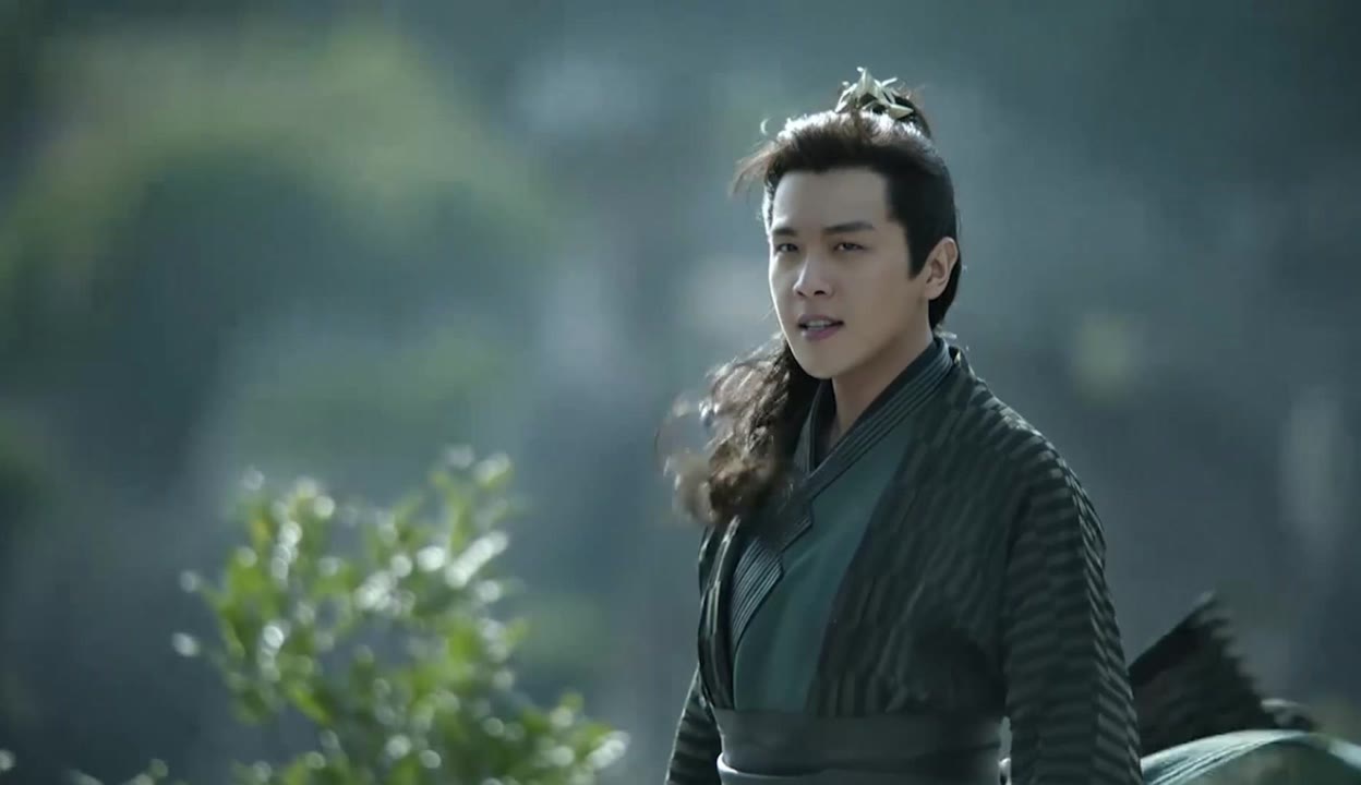 会长的贴身校花 视频缩略图