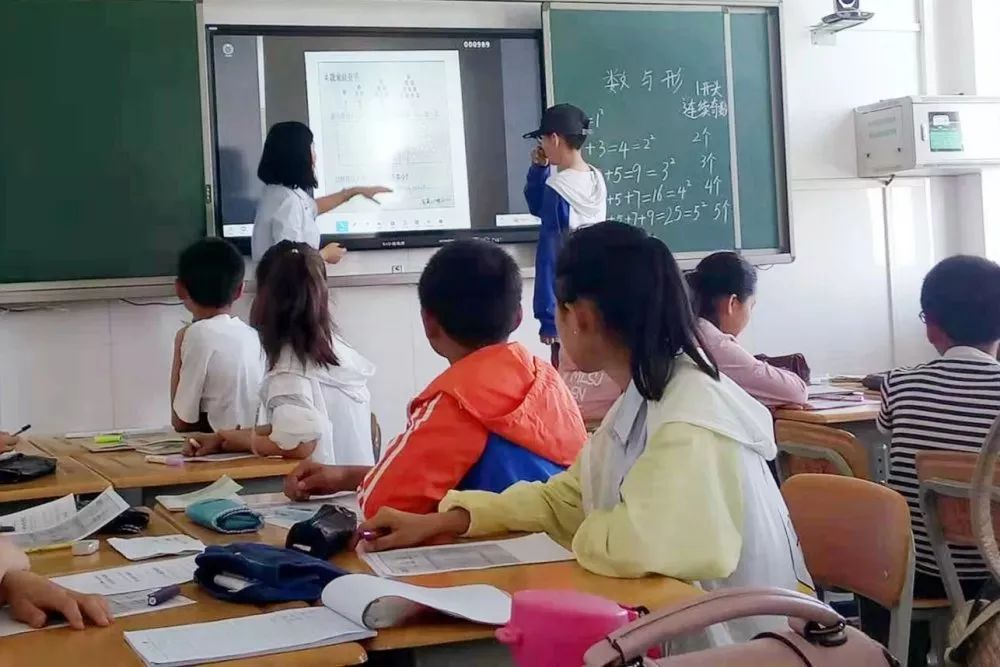 侠探杰克 视频主图