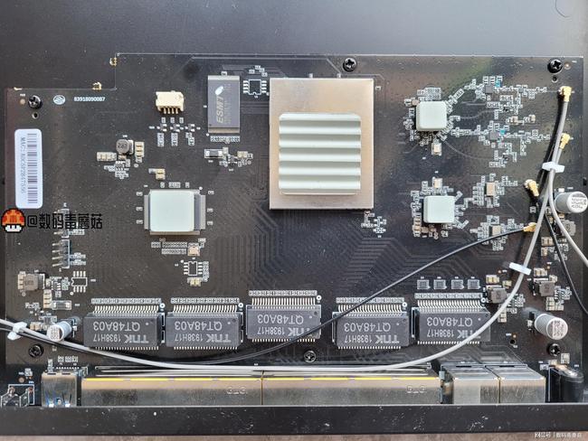 商战 视频缩略图