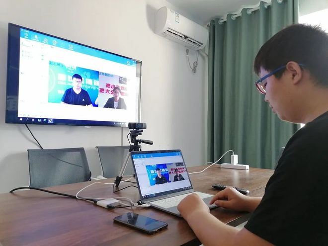 兄弟之义字当头 视频海报