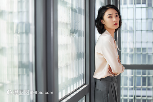 夜班惊魂 视频缩略图