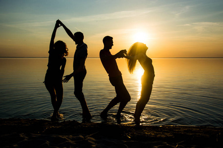 低俗喜剧 视频缩略图