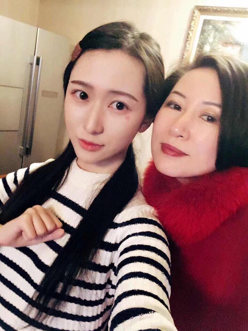 保姆的黑皮书 视频缩略图