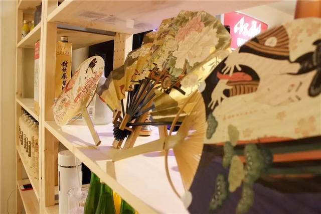 偷窥者 视频缩略图