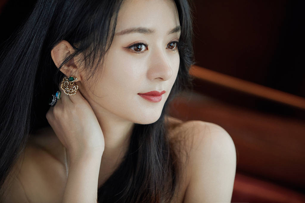 坚不可摧的男孩 视频缩略图