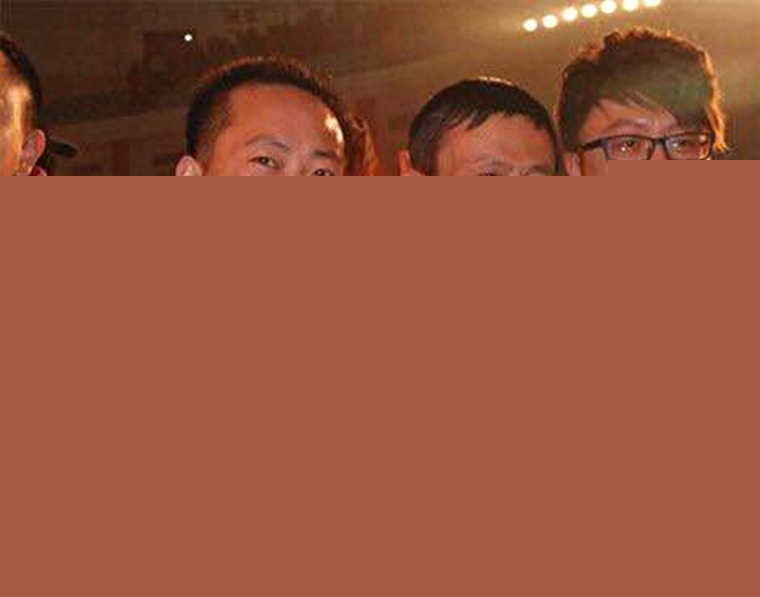 保卫战队之出动喇！朋友！ 视频海报