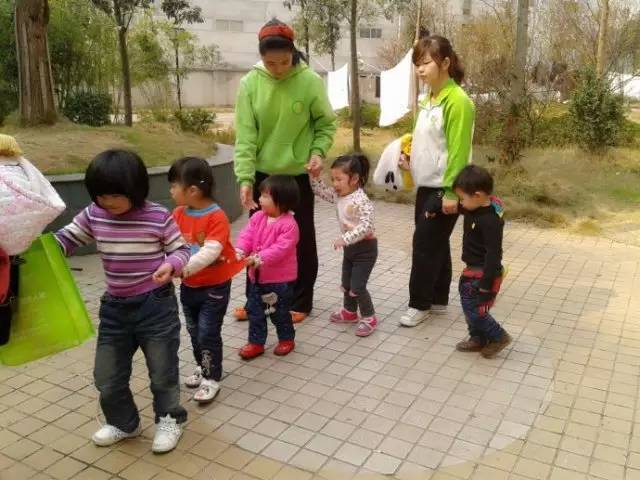 假偶成真 视频缩略图