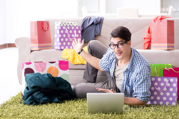 侏罗纪世界3 视频主图