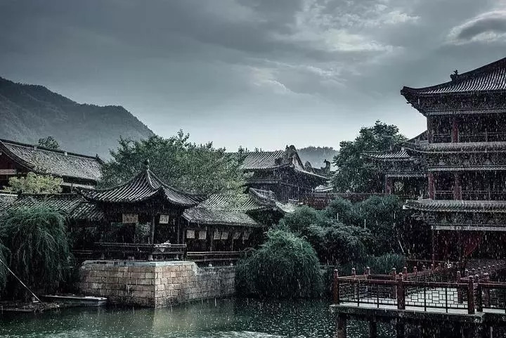 假面疑云 视频缩略图