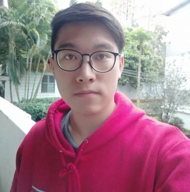 军犬麦克斯 视频缩略图