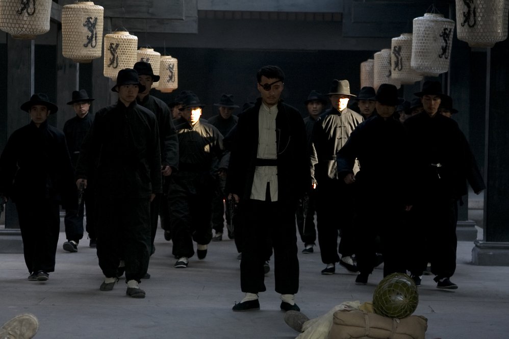 仲夏夜惊魂 视频缩略图