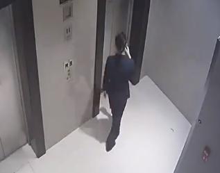 史蒂夫 Steve 视频缩略图