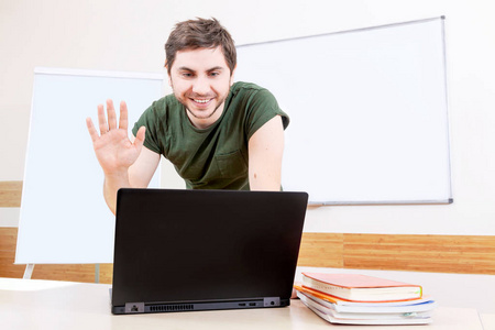 圣诞前夕的骑士 视频缩略图