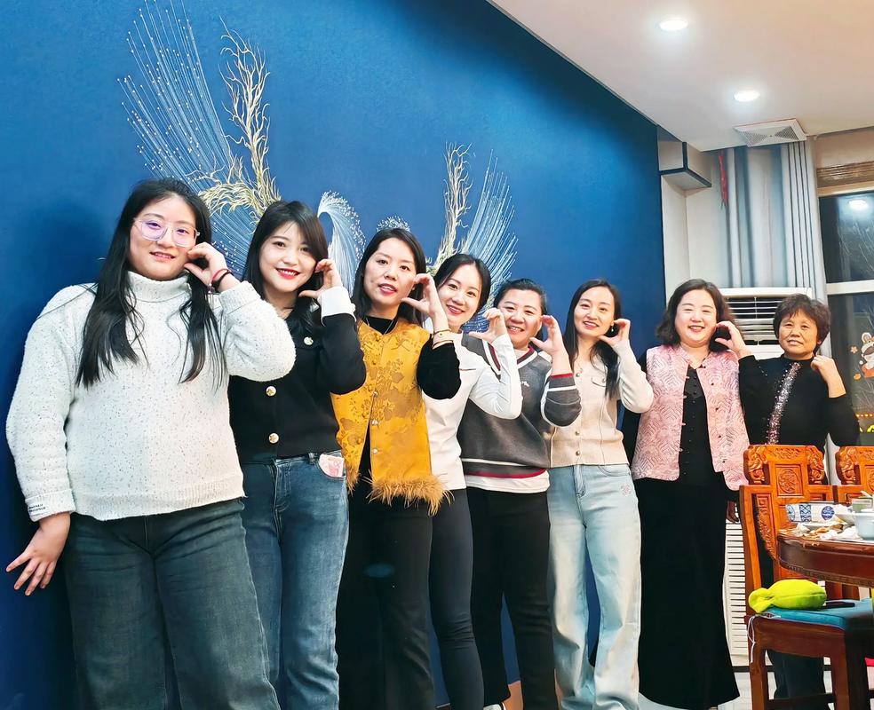 外太空的你 视频缩略图