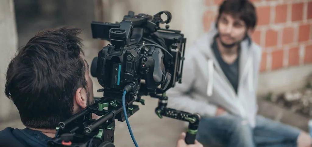 仲夏夜惊魂 视频缩略图