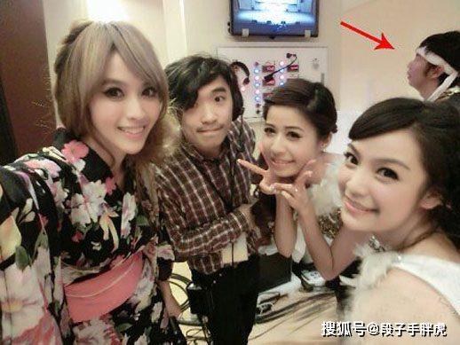 商战 视频缩略图