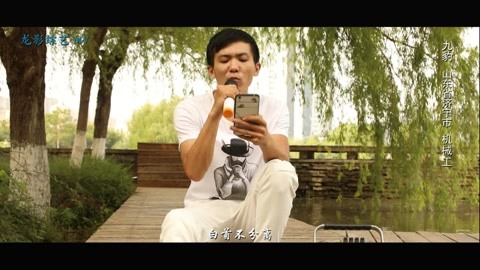 休比的万圣节 视频缩略图