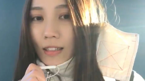 夜幕女王 视频缩略图