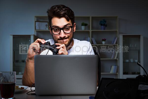 仙后座 视频海报