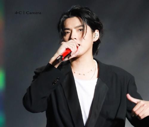 依兰爱情故事 视频海报