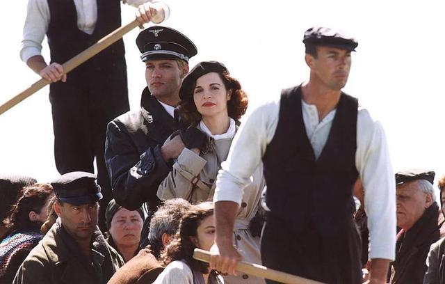 冒险男孩 视频缩略图