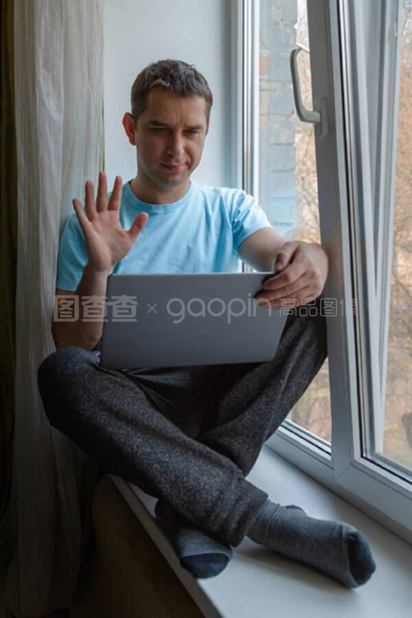 你是我的春天 视频缩略图