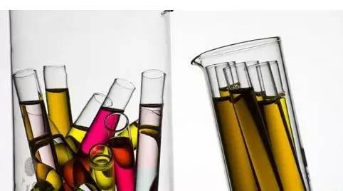 保姆的黑皮书 视频缩略图