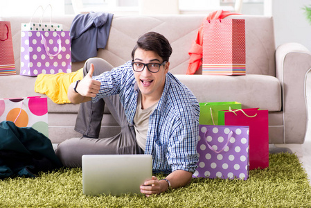 冒牌上尉 视频缩略图