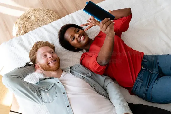 何者 视频缩略图