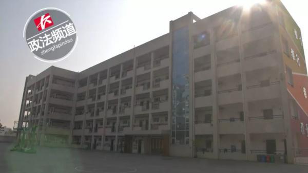 侠僧探案传奇之大兴赌坊 视频海报